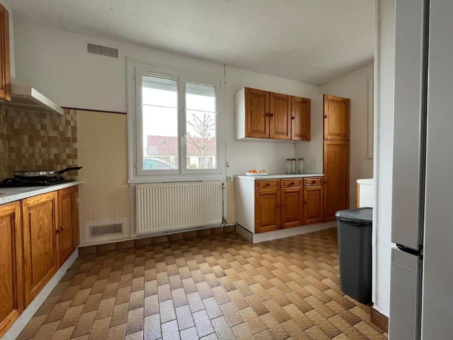 Maisonnette - Jardin Exterieur Champagne-sur-Seine ภายนอก รูปภาพ