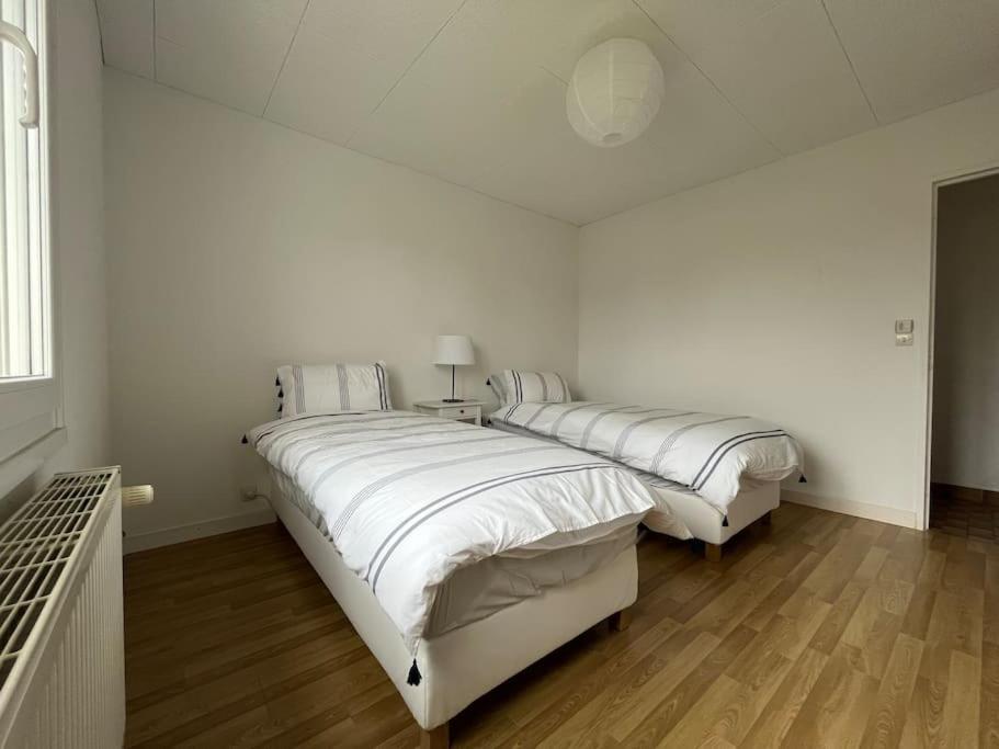 Maisonnette - Jardin Exterieur Champagne-sur-Seine ภายนอก รูปภาพ