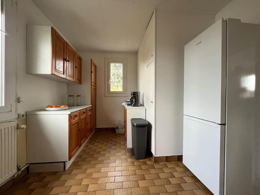 Maisonnette - Jardin Exterieur Champagne-sur-Seine ภายนอก รูปภาพ